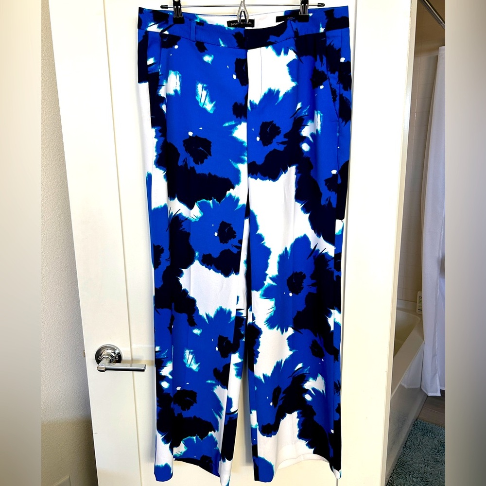 Floral Print Straight Leg Trousers, Size 10 by Banana Republic